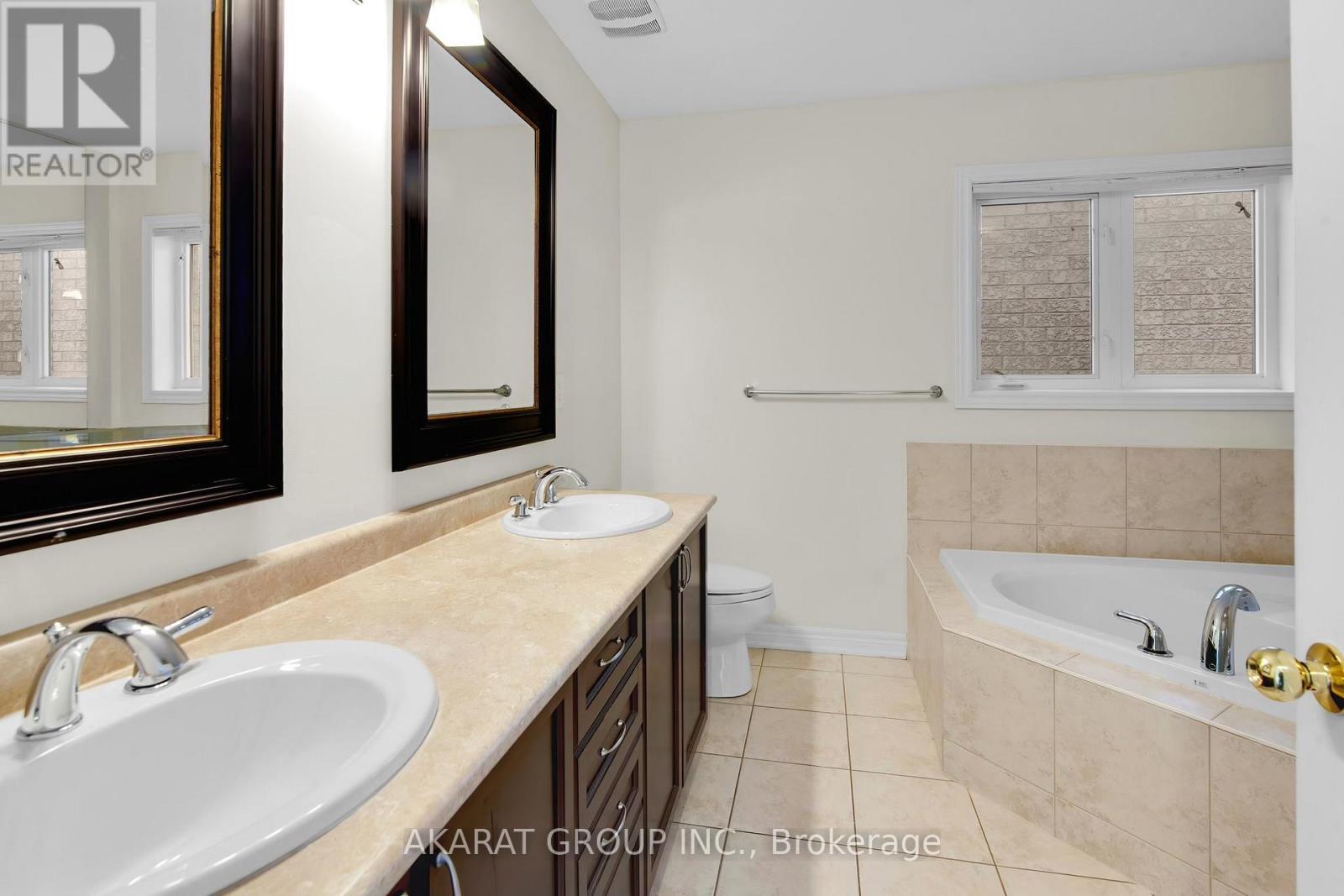 3104 Cardross Court, Oakville, Ontario  L6M 0A1 - Photo 31 - W12129405