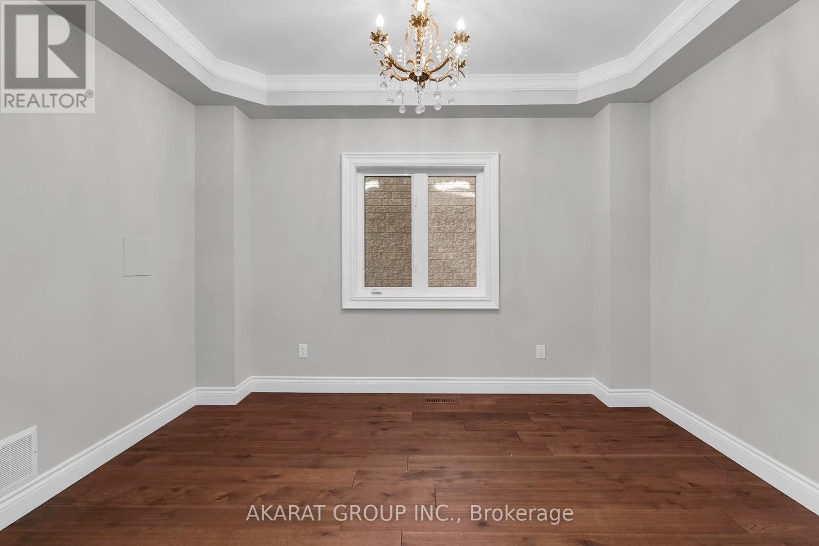 3104 Cardross Court, Oakville, Ontario  L6M 0A1 - Photo 8 - W12129405