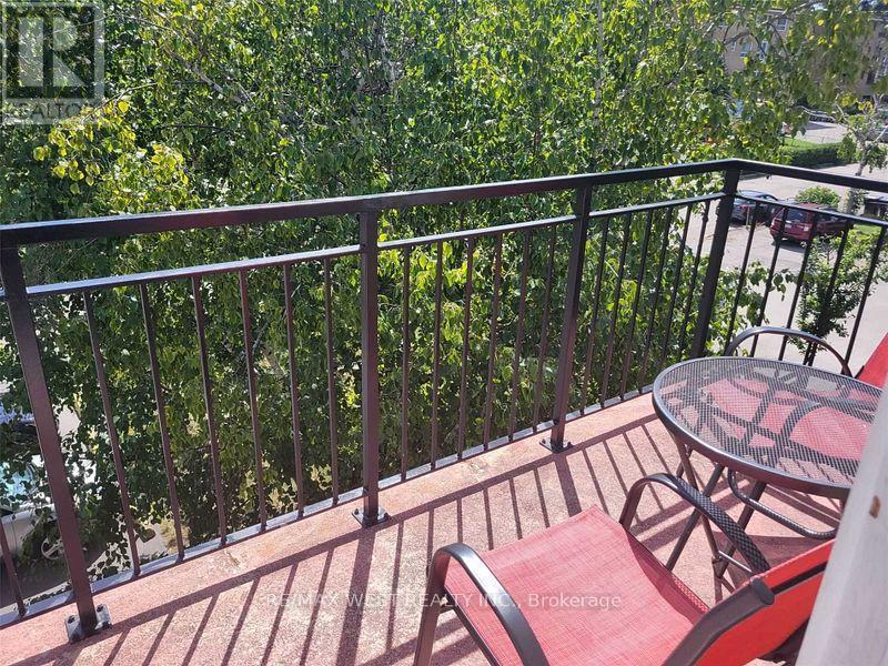 15 C - 15 Cannon Road, Toronto (Stonegate-Queensway), Ontario  M8Y 1R8 - Photo 14 - W12129410