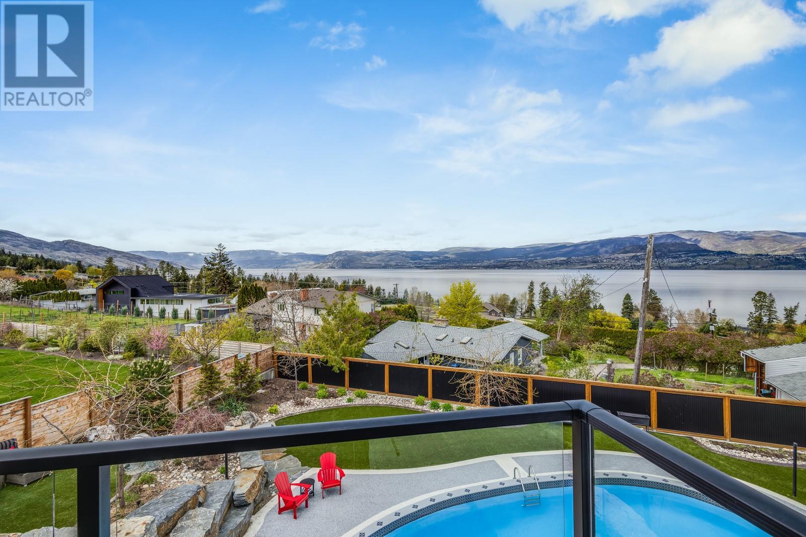 4812 Lakeshore Place, Kelowna, British Columbia  V1W 4H6 - Photo 8 - 10340536