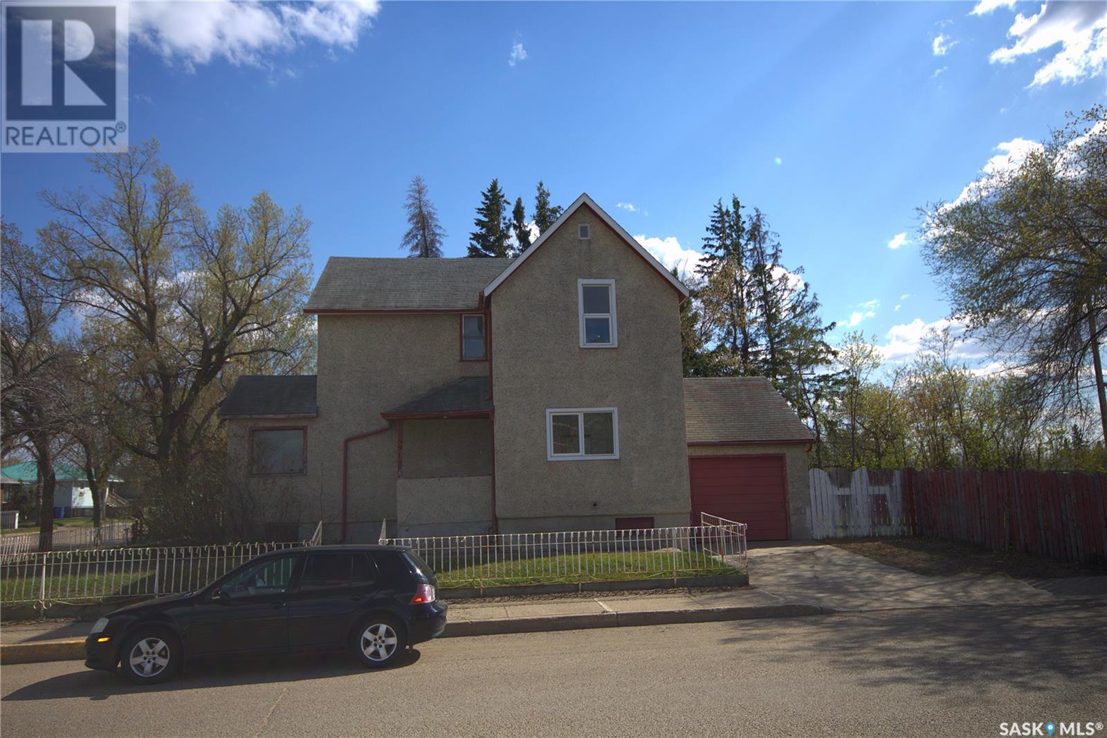 991 108th Street, North Battleford, Saskatchewan  S9A 2A7 - Photo 2 - SK004920