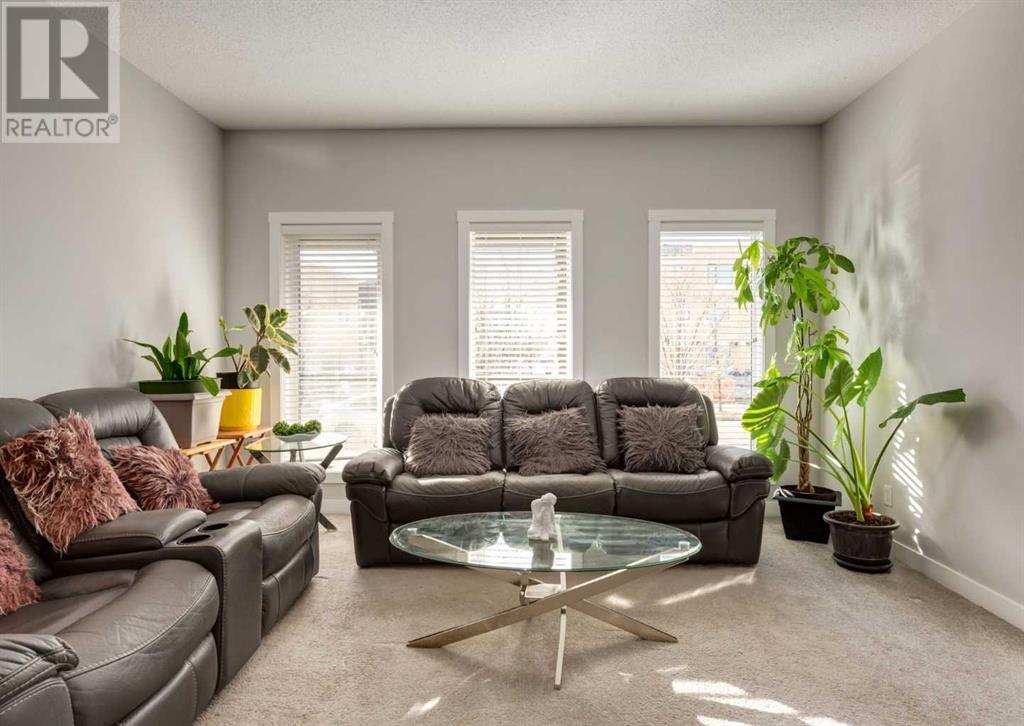 Property at 94 Midtown Boulevard SW image 4
