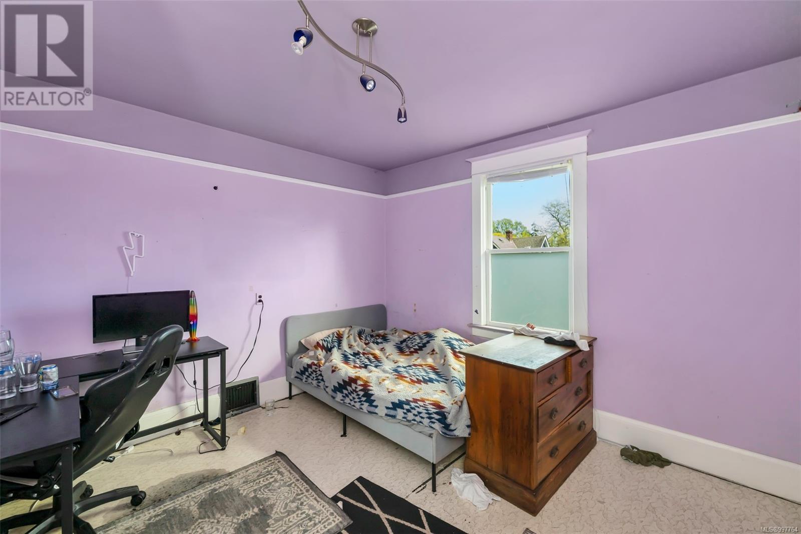 1138 Oxford St, Victoria, British Columbia  V8V 2V3 - Photo 38 - 997764