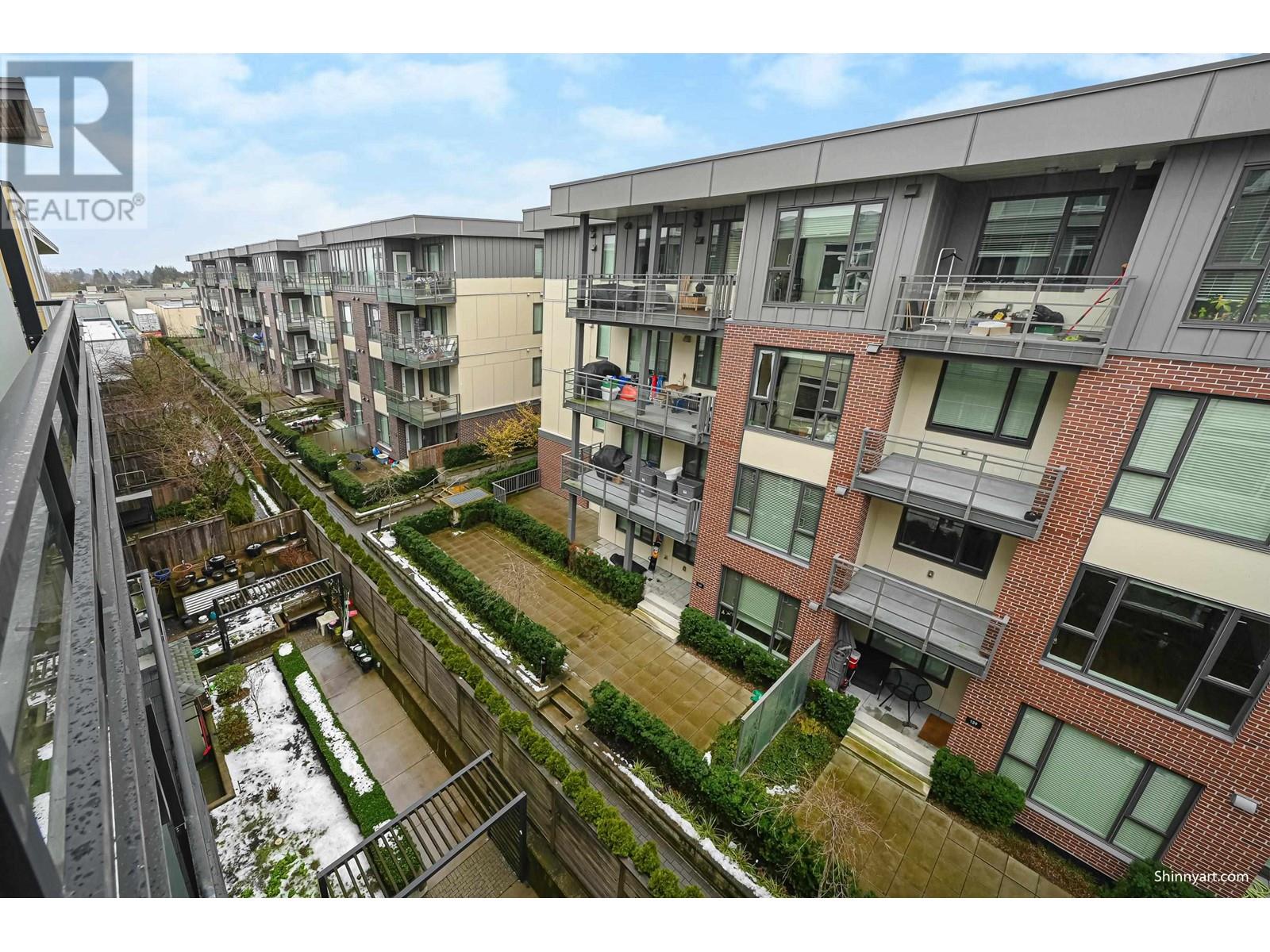 Listing Picture 8 of 15 : PH19 5288 GRIMMER STREET, Burnaby / 本拿比 - 魯藝地產 Yvonne Lu Group - MLS Medallion Club Member