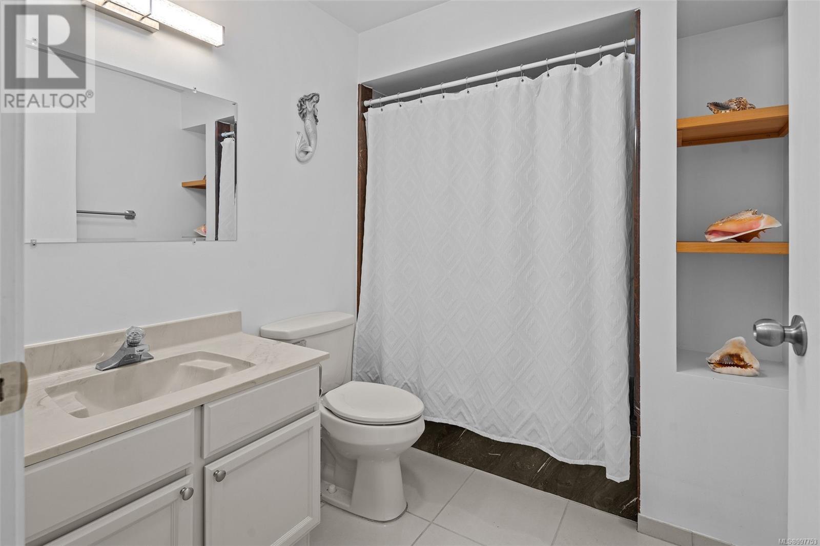 1373 Treebank Rd W, Esquimalt, British Columbia  V9A 6Y7 - Photo 29 - 997753