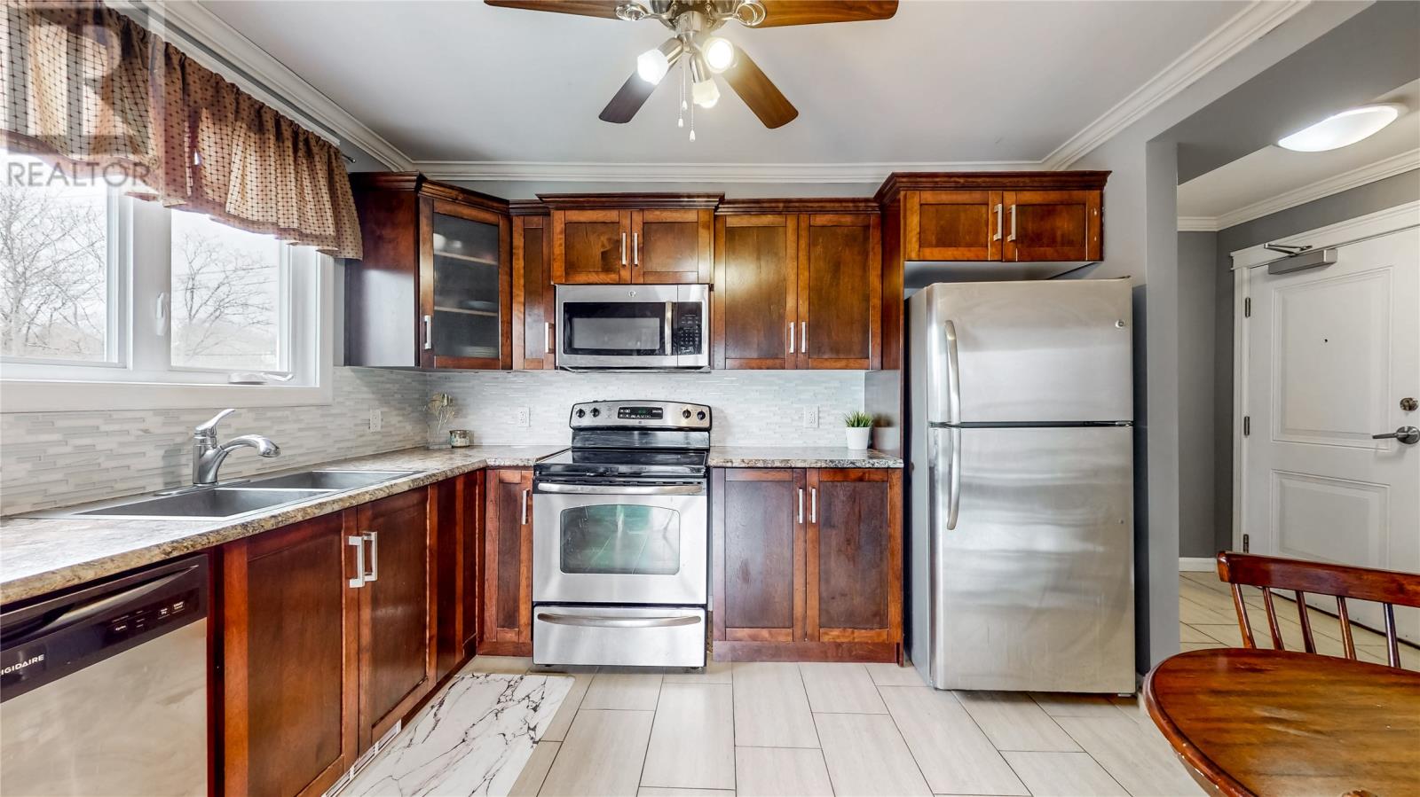 239 Craigmillar Avenue Unit#202, St. John's, Newfoundland & Labrador  A1E 2A2 - Photo 5 - 1284603