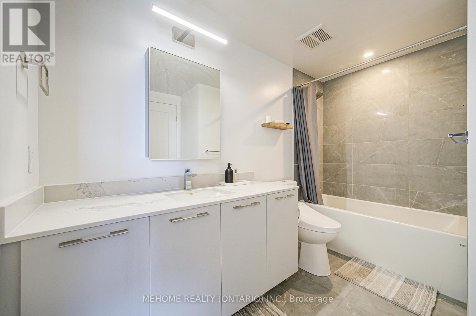 3011 - 8 Water Walk Drive, Markham, Ontario  L3R 6L4 - Photo 29 - N12129417