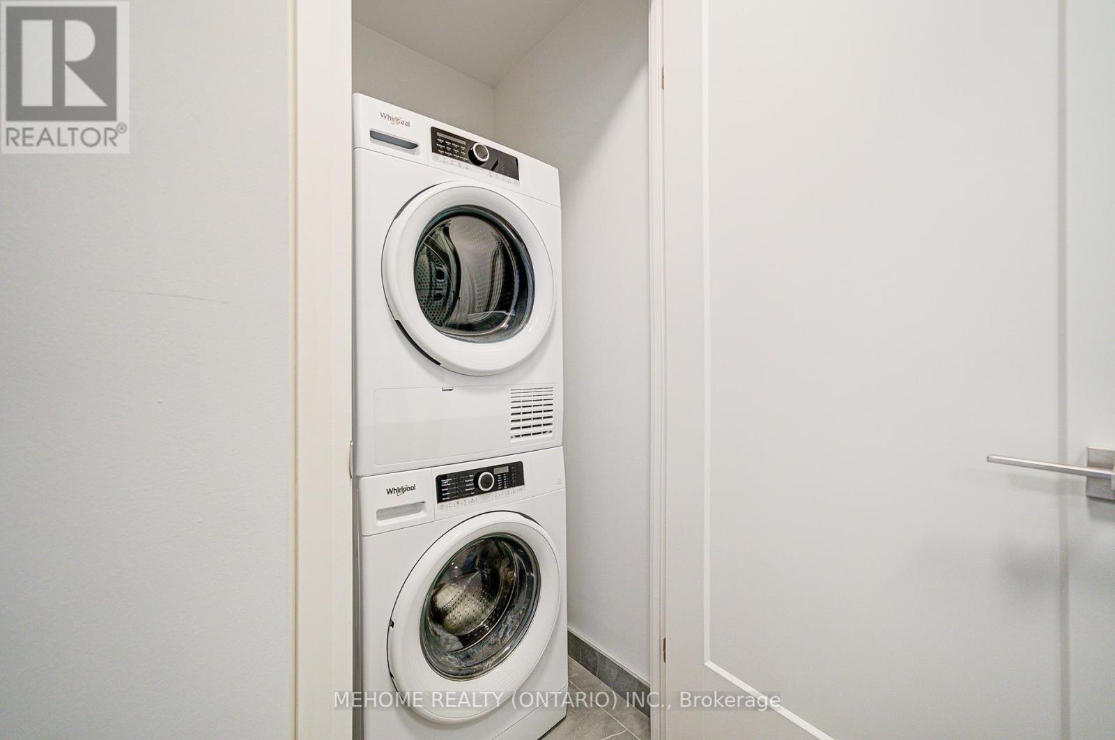 3011 - 8 Water Walk Drive, Markham, Ontario  L3R 6L4 - Photo 31 - N12129417