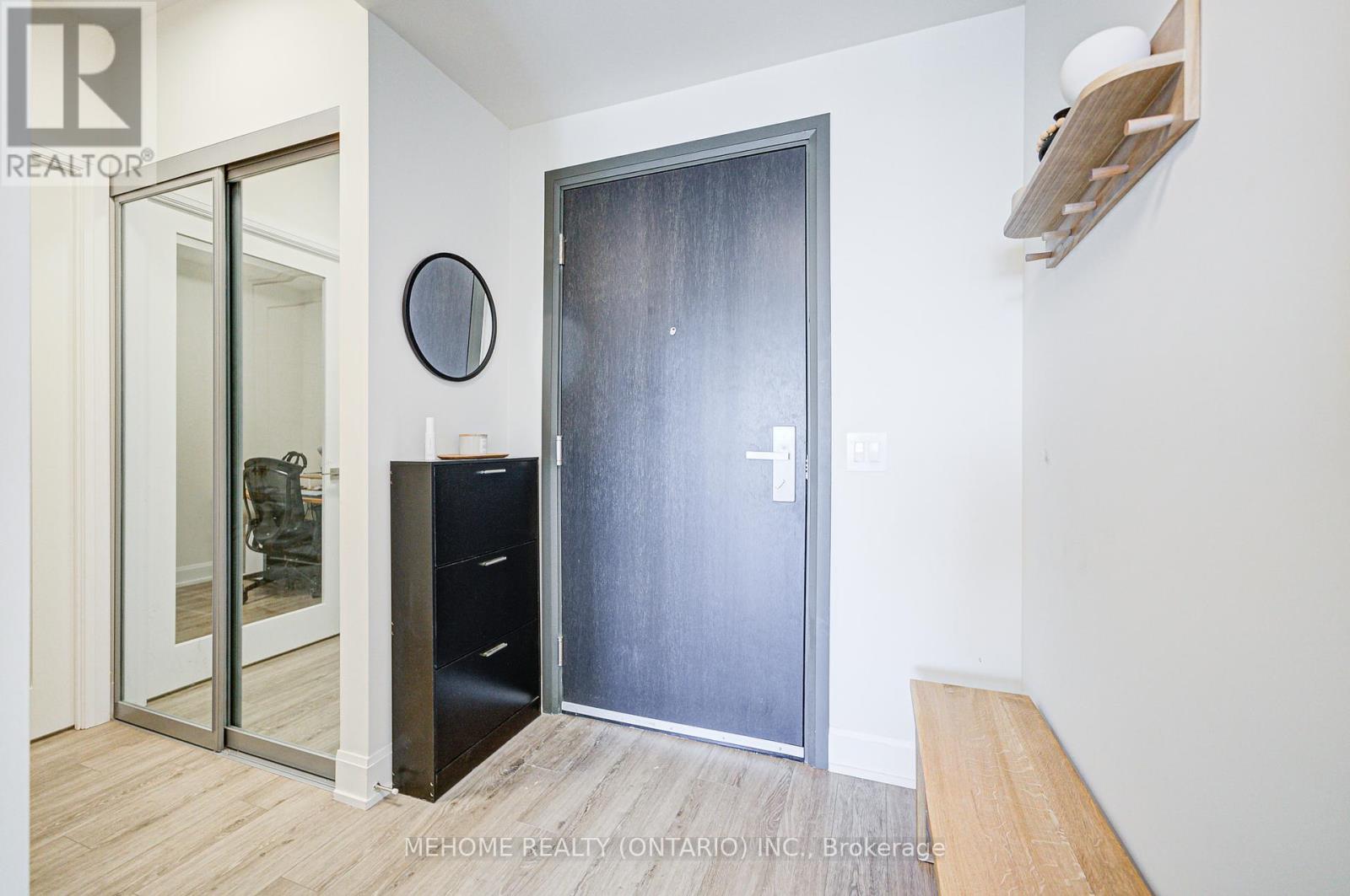 3011 - 8 Water Walk Drive, Markham, Ontario  L3R 6L4 - Photo 6 - N12129417