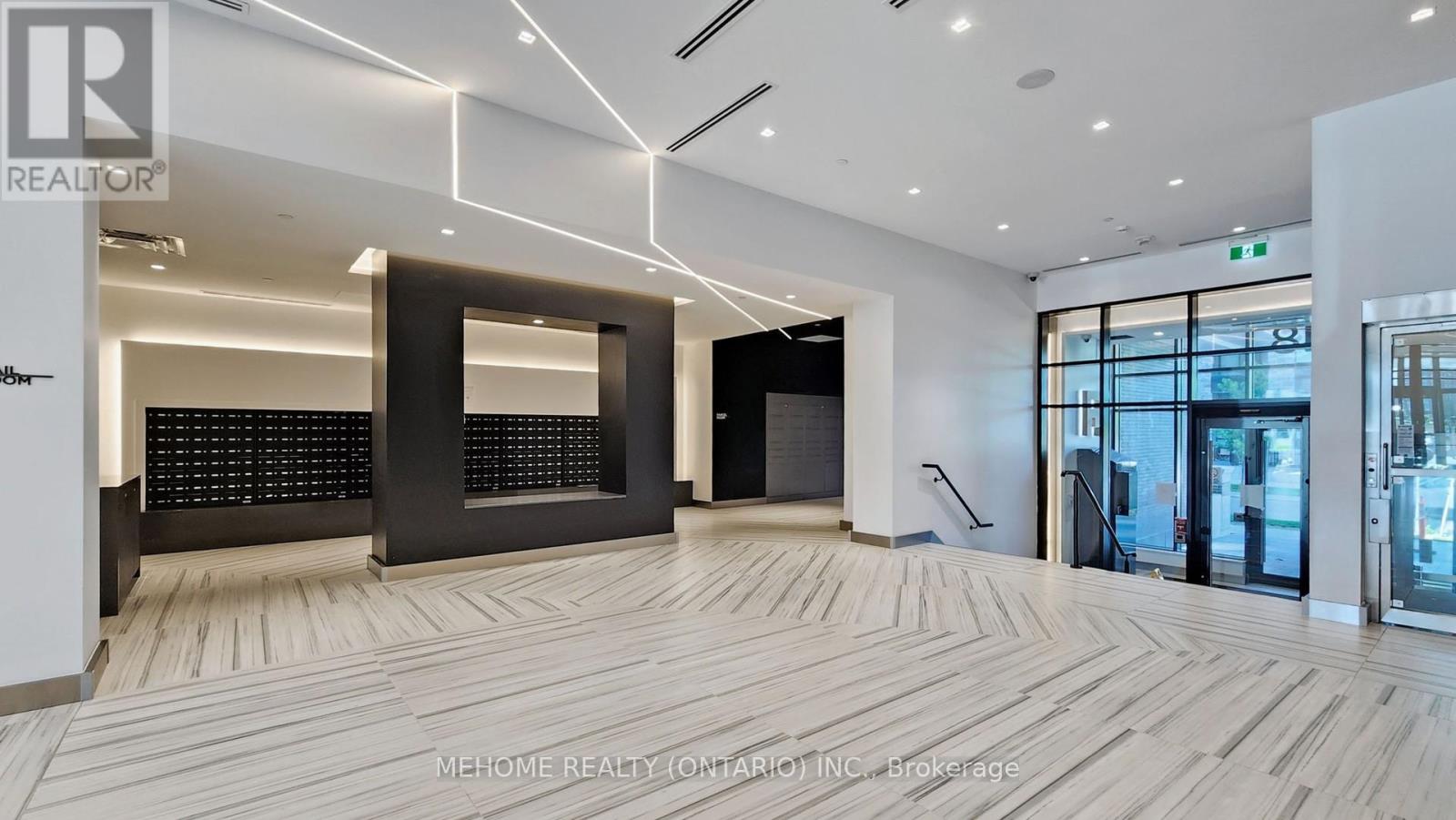 3011 - 8 Water Walk Drive, Markham, Ontario  L3R 6L4 - Photo 5 - N12129417
