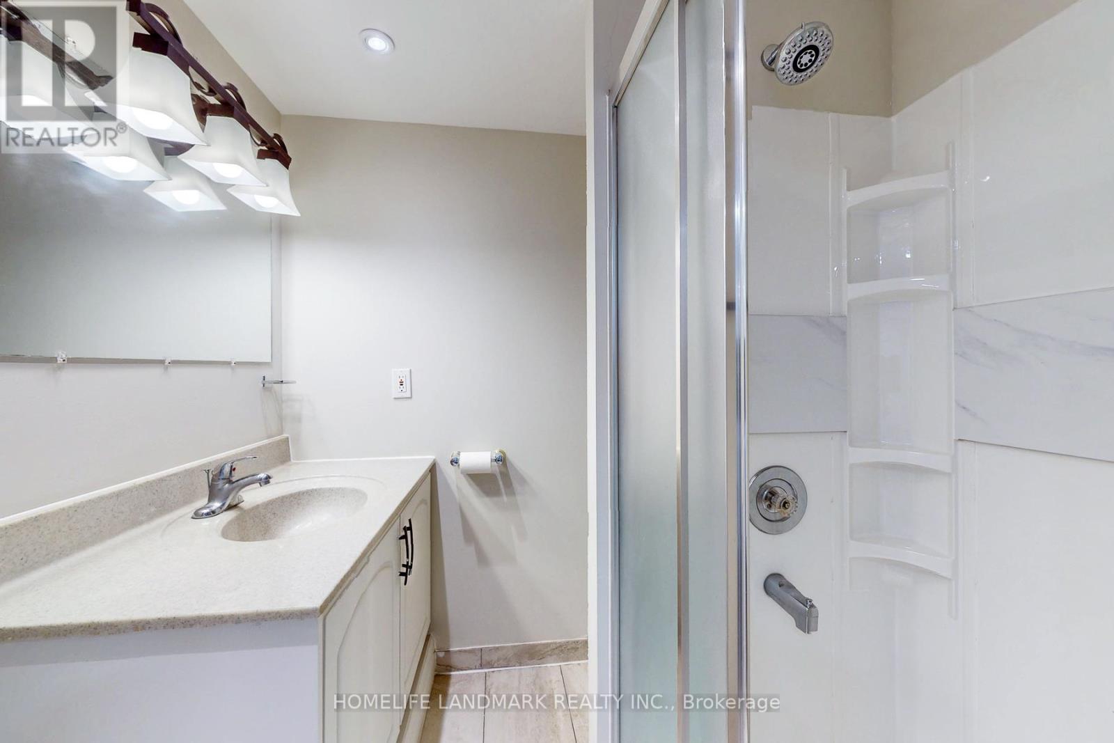 26 Mercer Crescent, Markham, Ontario  L3P 4K3 - Photo 32 - N12129423