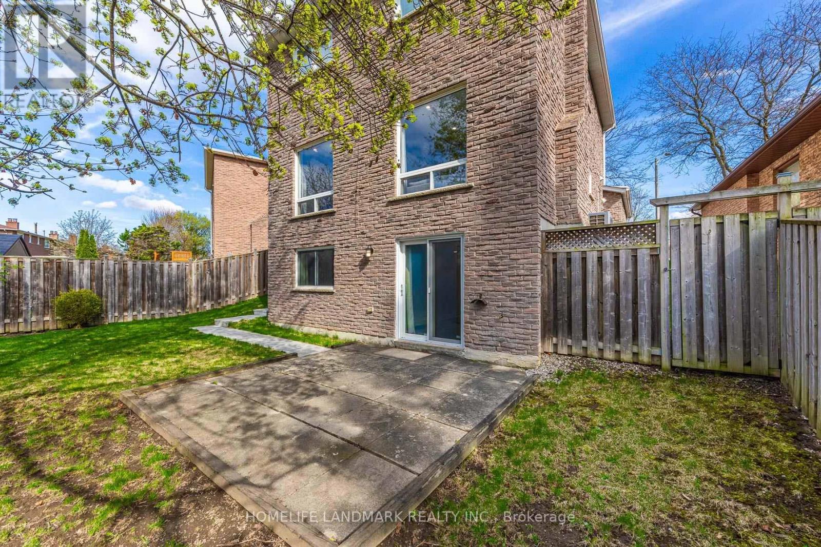 26 Mercer Crescent, Markham, Ontario  L3P 4K3 - Photo 37 - N12129423