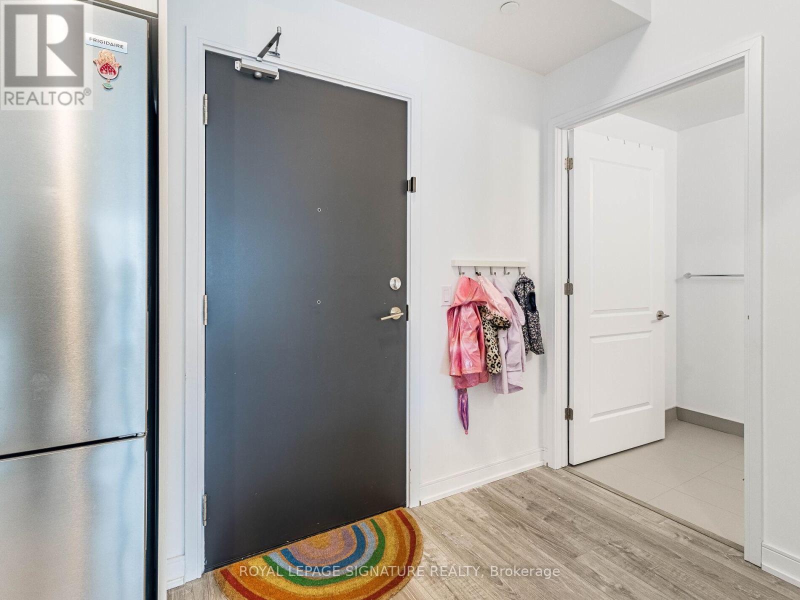 608 - 25 Neighbourhood Lane, Toronto, Ontario  M9Y 0C4 - Photo 8 - W12129419