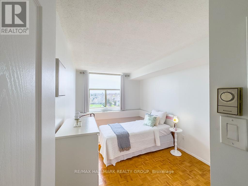 707 - 2760 Carousel Crescent, Ottawa, Ontario  K1T 2N4 - Photo 33 - X12129428