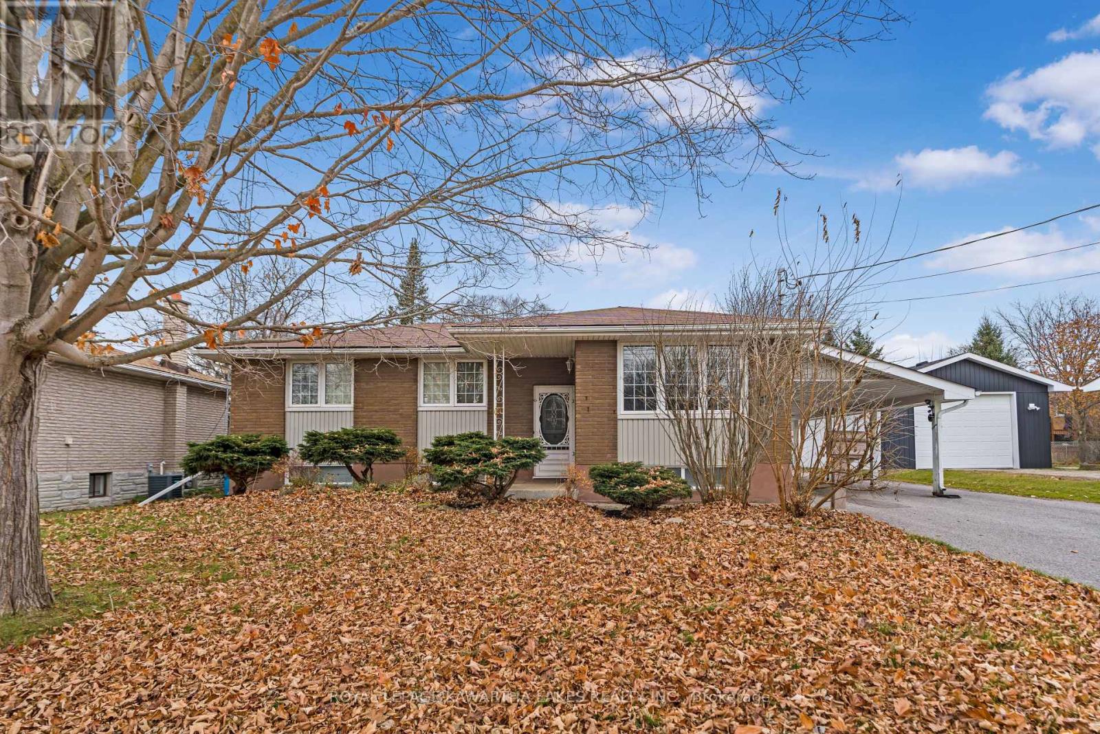 Property at 146 QUEEN STREET image 1