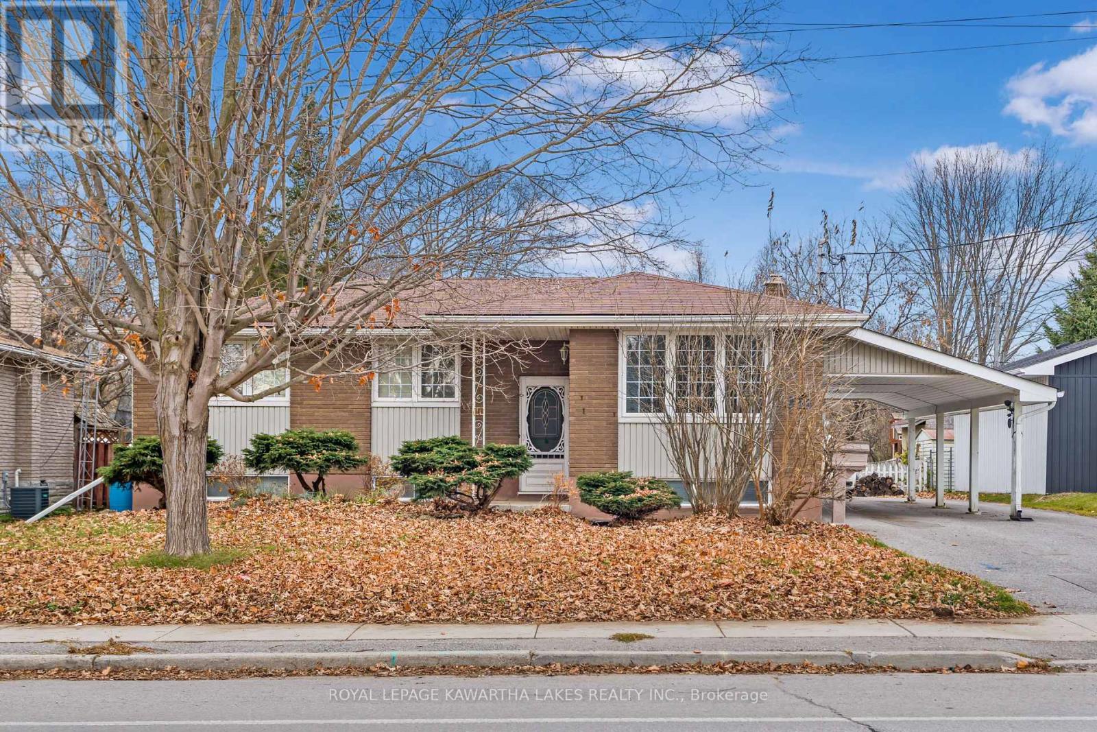Property at 146 QUEEN STREET image 2