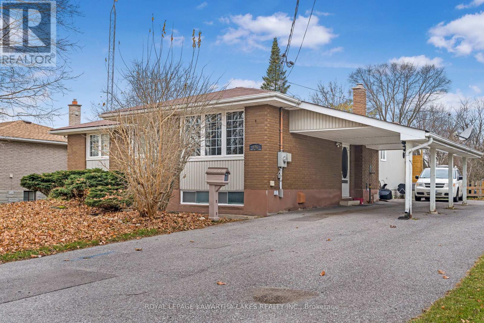 146 Queen Street, Kawartha Lakes, Ontario K9V 1H1 - Photo 3 - X12129465