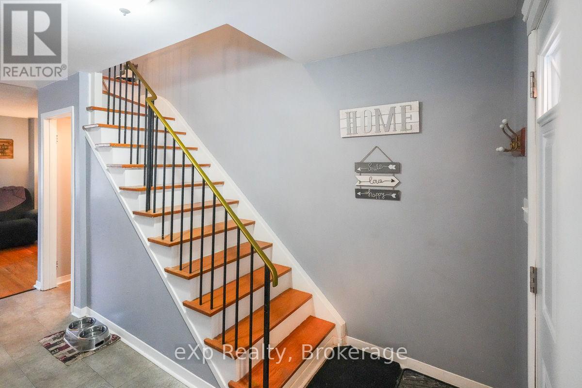420 6th Avenue E, Owen Sound, Ontario  N4K 2T8 - Photo 15 - X12129456