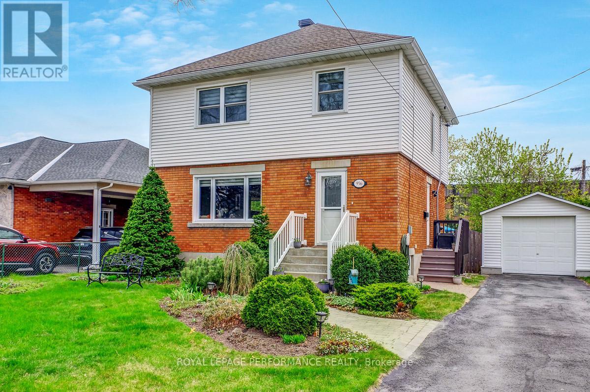 956 TELFORD AVENUE, ottawa, Ontario