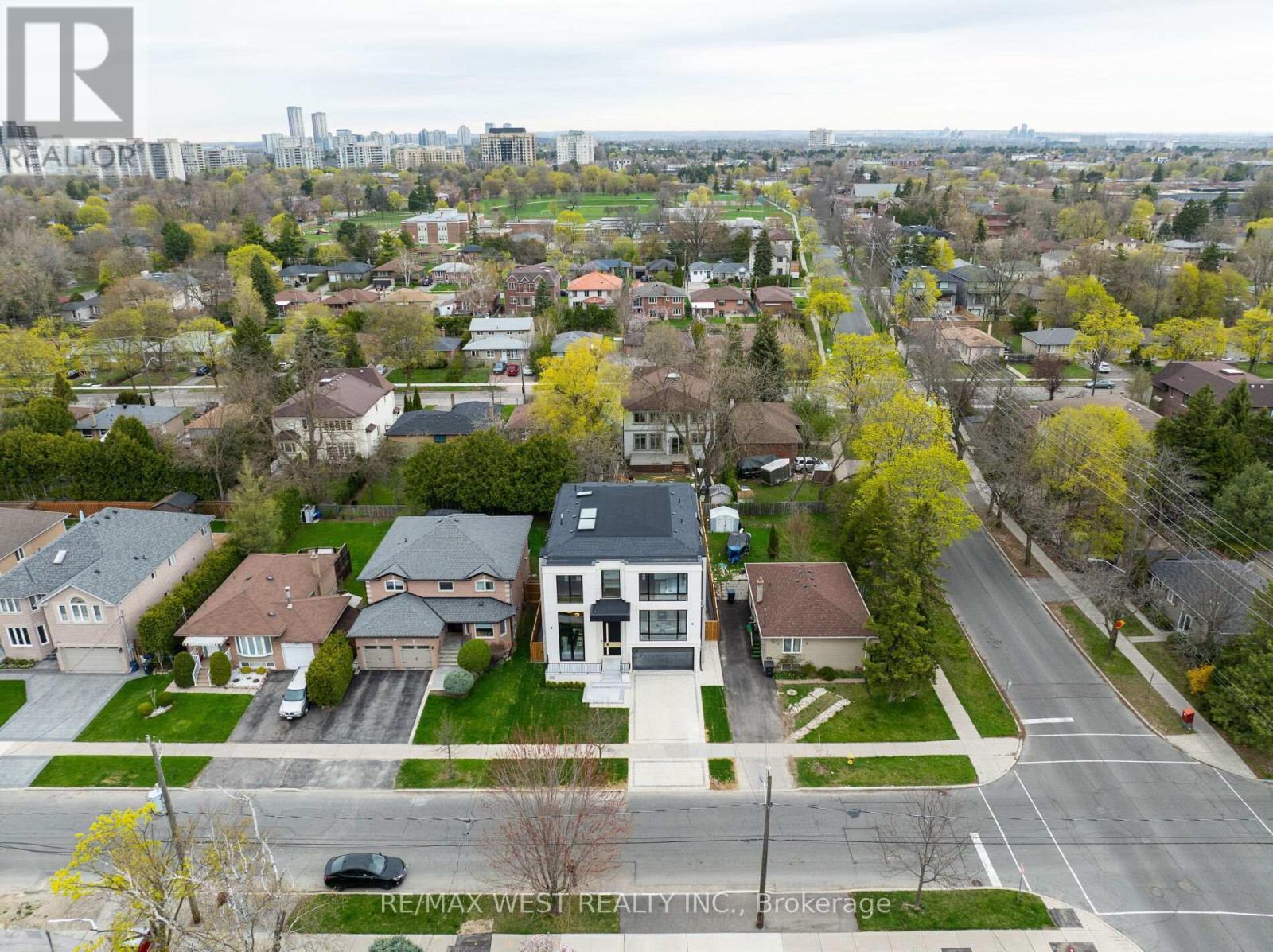 310 Patricia Avenue, Toronto, Ontario  M2R 2M5 - Photo 50 - C12129437