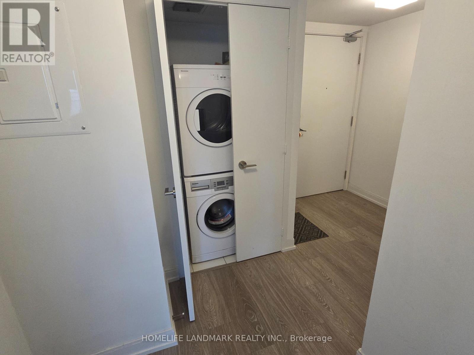 1010 - 181 Dundas Street E, Toronto (Church-Yonge Corridor), Ontario  M5A 0N5 - Photo 17 - C12129496