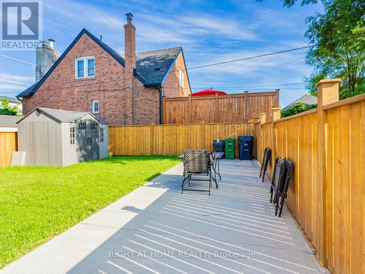 Main - 484 Donlands Avenue, Toronto, Ontario  M4J 3S6 - Photo 24 - E12129438