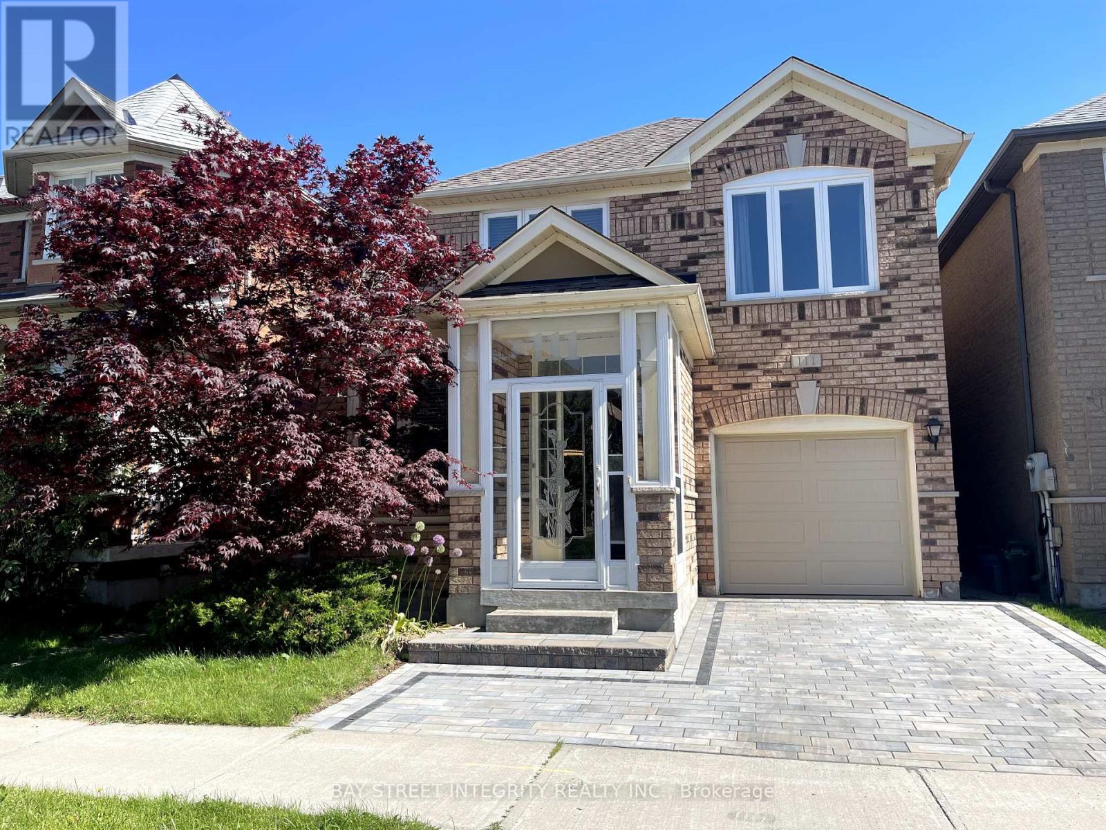 111 Madison Heights Boulevard, Markham, Ontario  L6C 2E3 - Photo 1 - N12129433