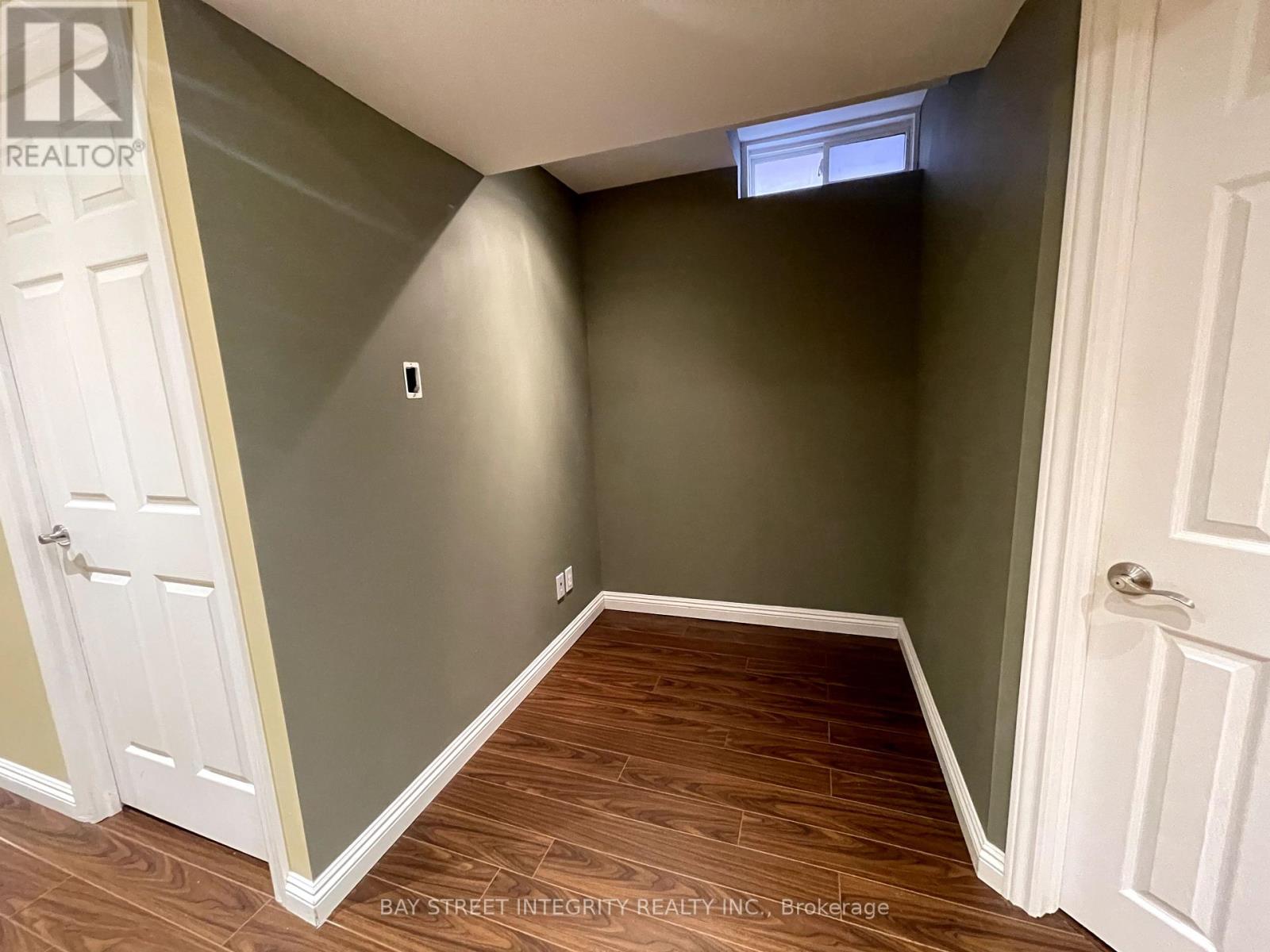 111 Madison Heights Boulevard, Markham, Ontario  L6C 2E3 - Photo 21 - N12129433