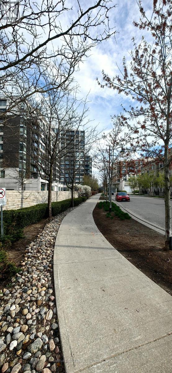 215 - 8130 Birchmount Road, Markham (Unionville), Ontario  L6G 0E4 - Photo 23 - N12129447