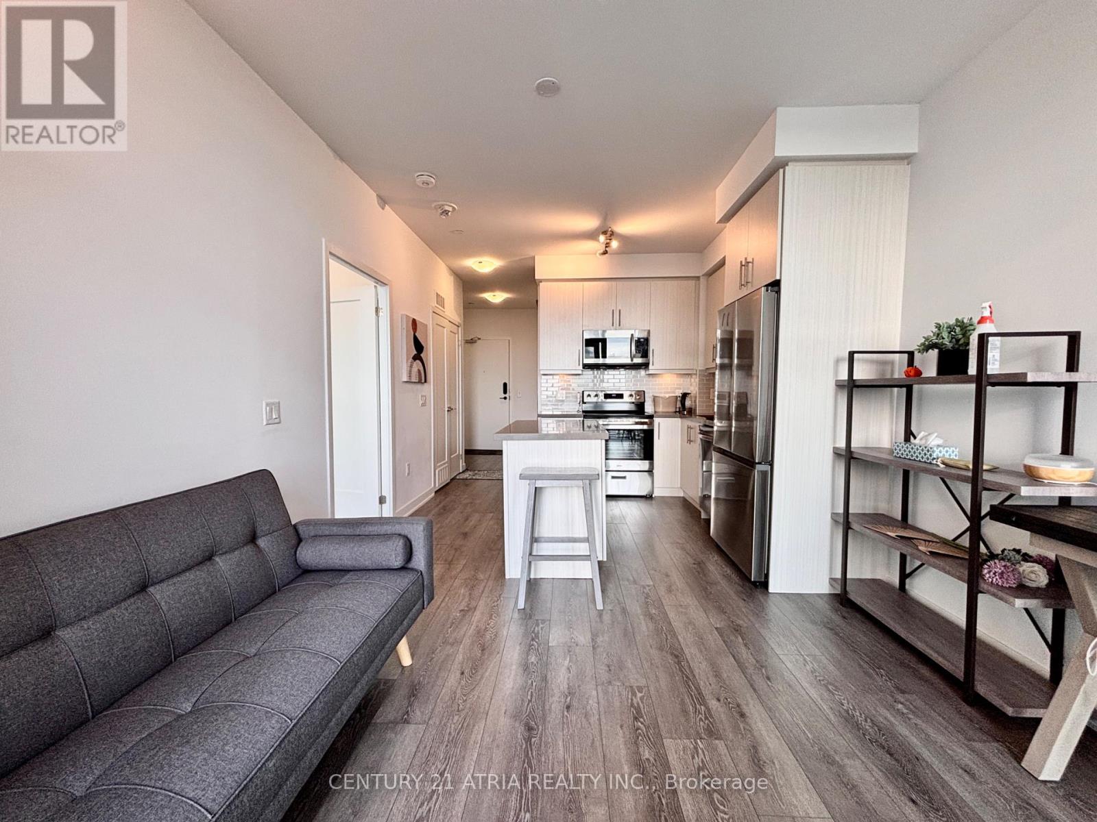 2101 - 105 Oneida Crescent, Richmond Hill, Ontario  L4B 0H6 - Photo 4 - N12129449