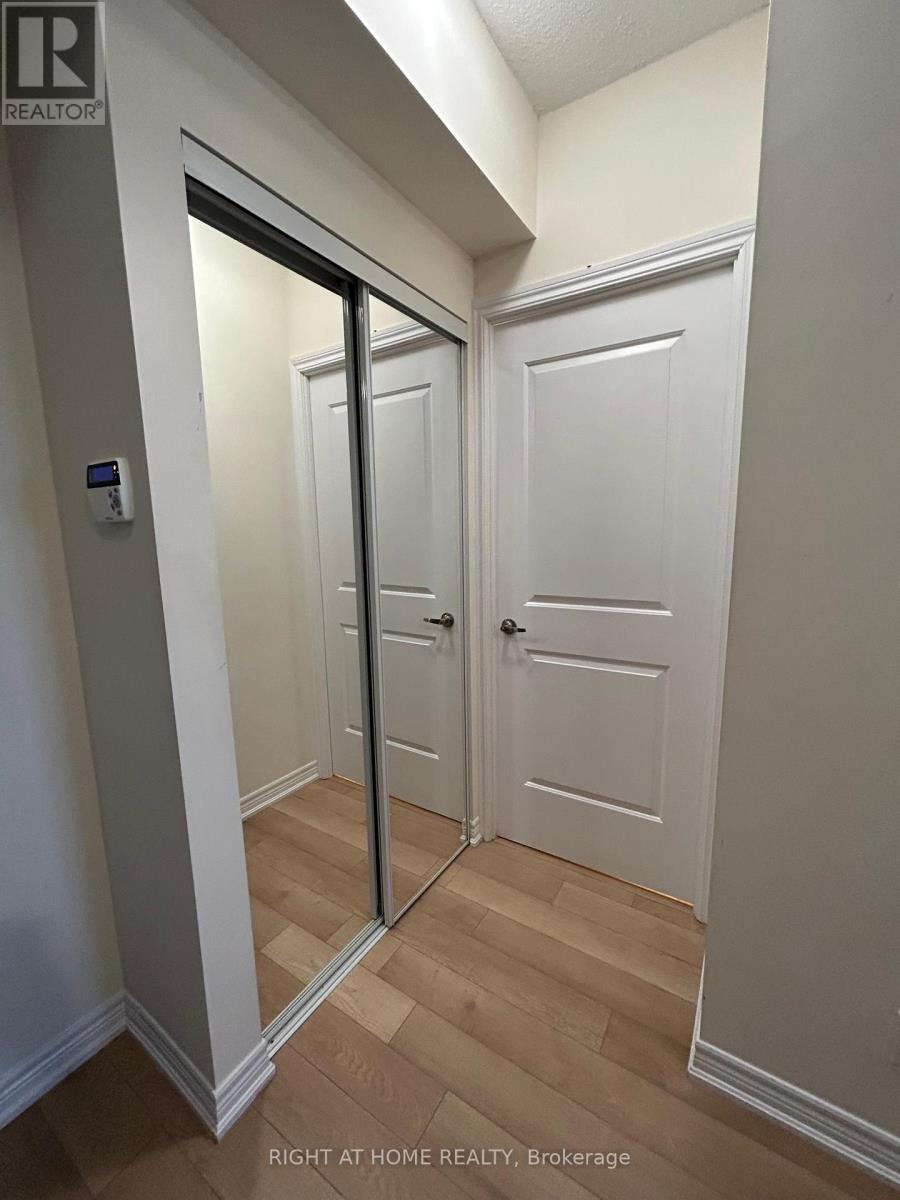604 - 9255 Jane Street, Vaughan (Maple), Ontario  L6A 0K1 - Photo 10 - N12129461