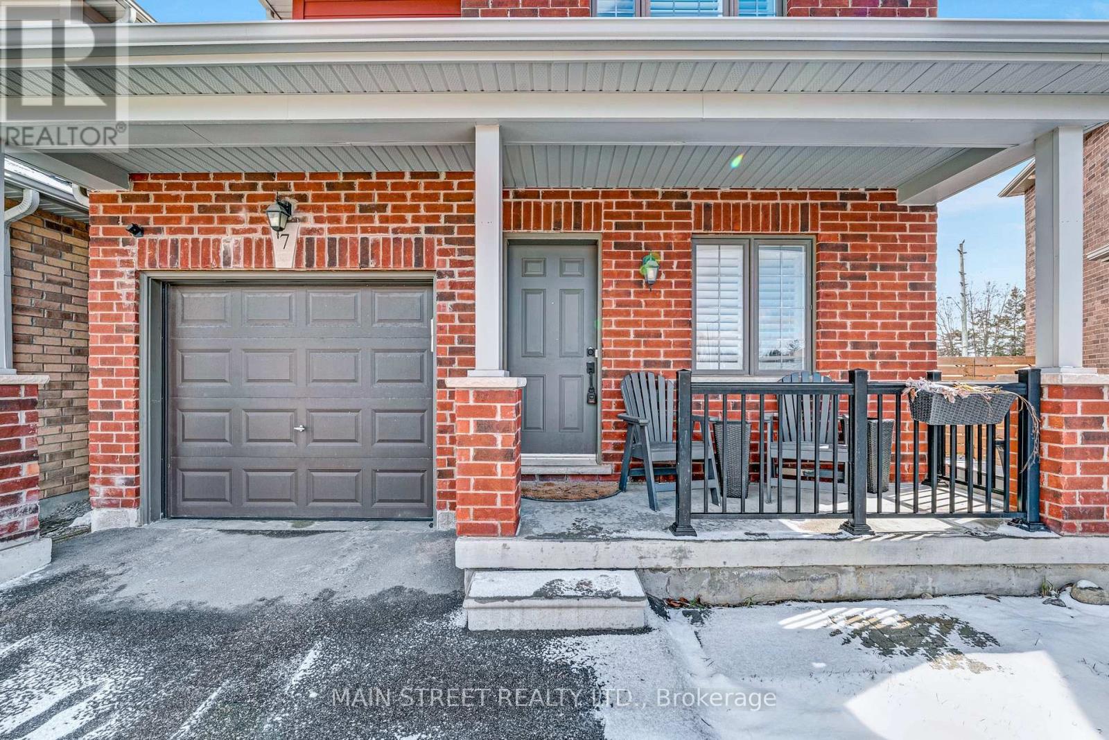 7 Bedford Estates Crescent, Barrie, Ontario  L4N 9K5 - Photo 2 - S12129471