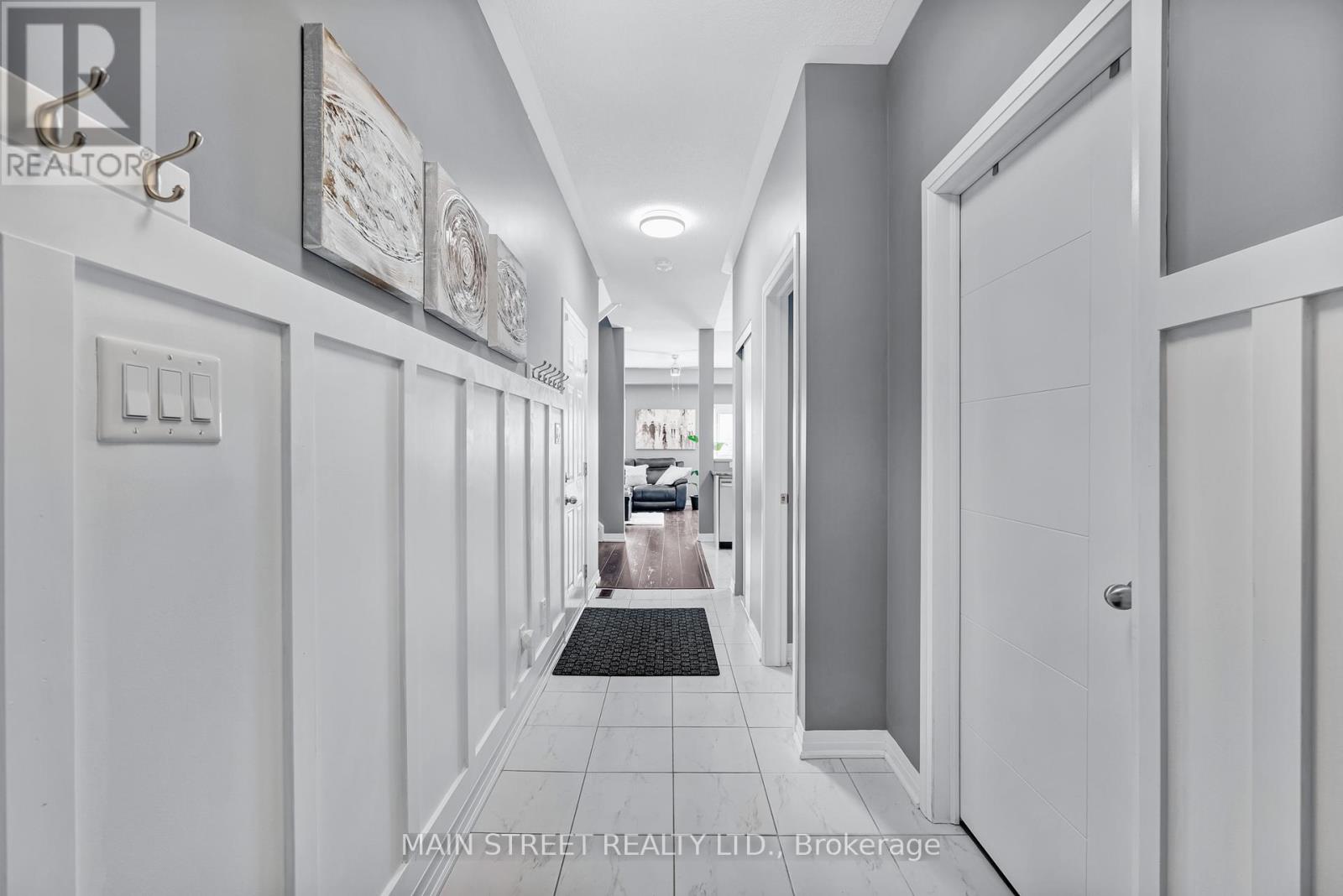 Property at 7 BEDFORD ESTATES CRESCENT image 3