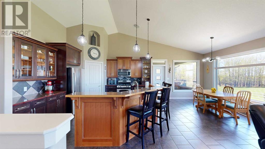 Property at 6 123017 Township Road 591 image 4