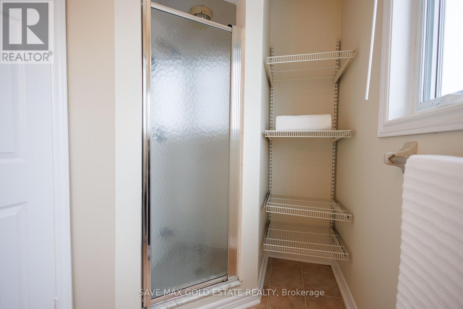 108 Glenashton Drive, Oakville, Ontario  L6H 6G3 - Photo 21 - W12129441
