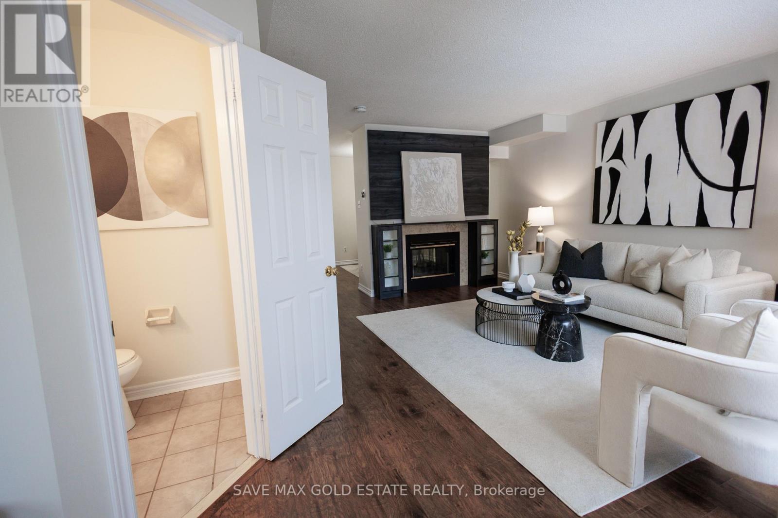 108 Glenashton Drive, Oakville, Ontario  L6H 6G3 - Photo 7 - W12129441