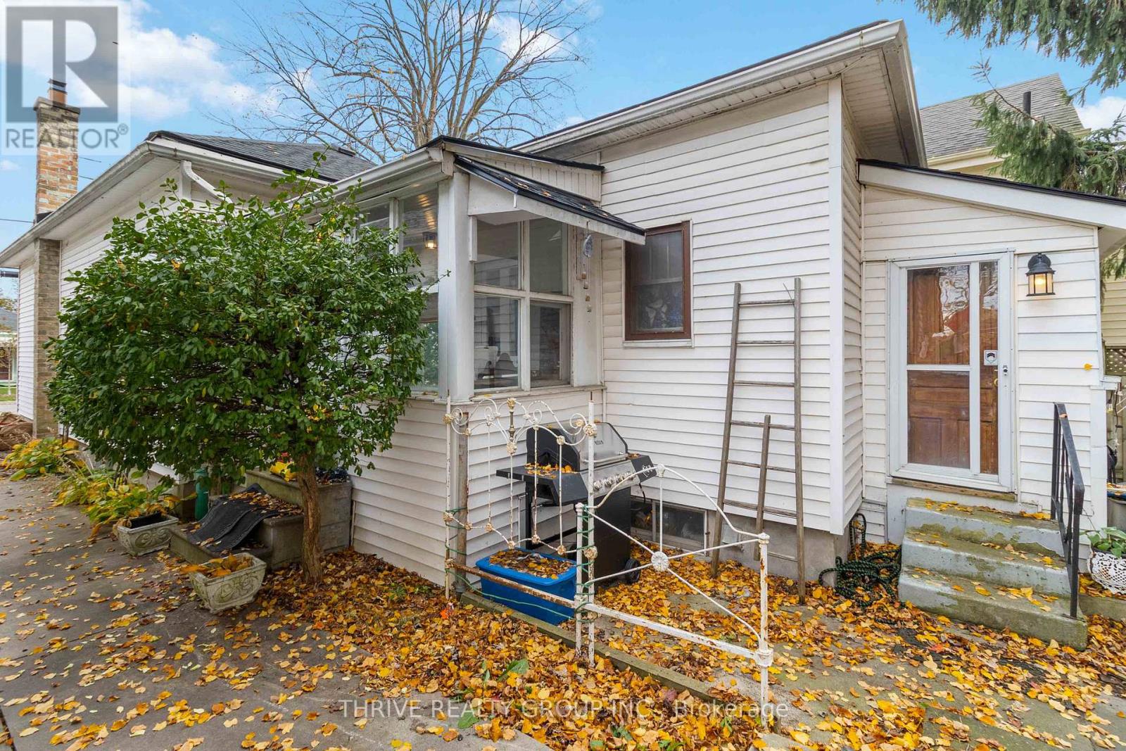 187 William Street, London East, Ontario  N6B 3B6 - Photo 10 - X12129562
