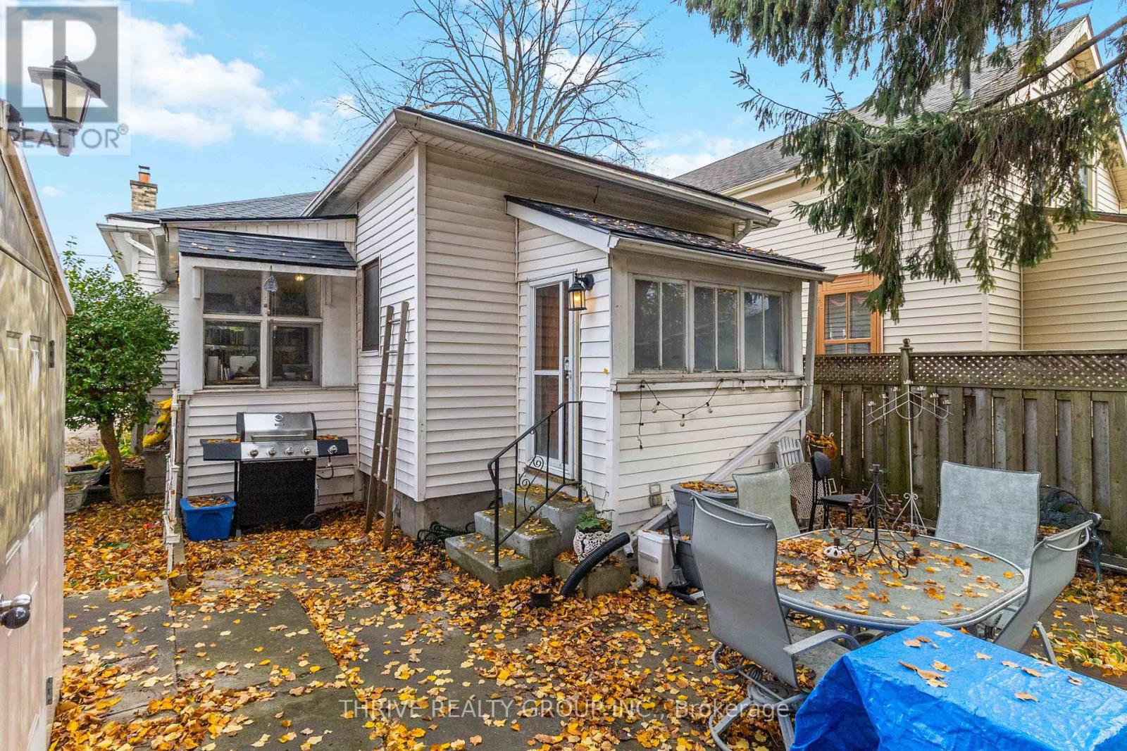 187 William Street, London East, Ontario  N6B 3B6 - Photo 8 - X12129562