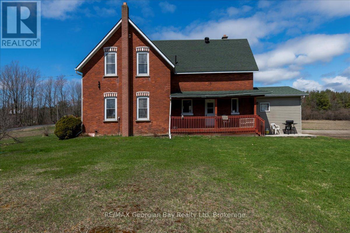 579 Marshall Road, Tiny, Ontario  L4R 0E3 - Photo 20 - S12105525