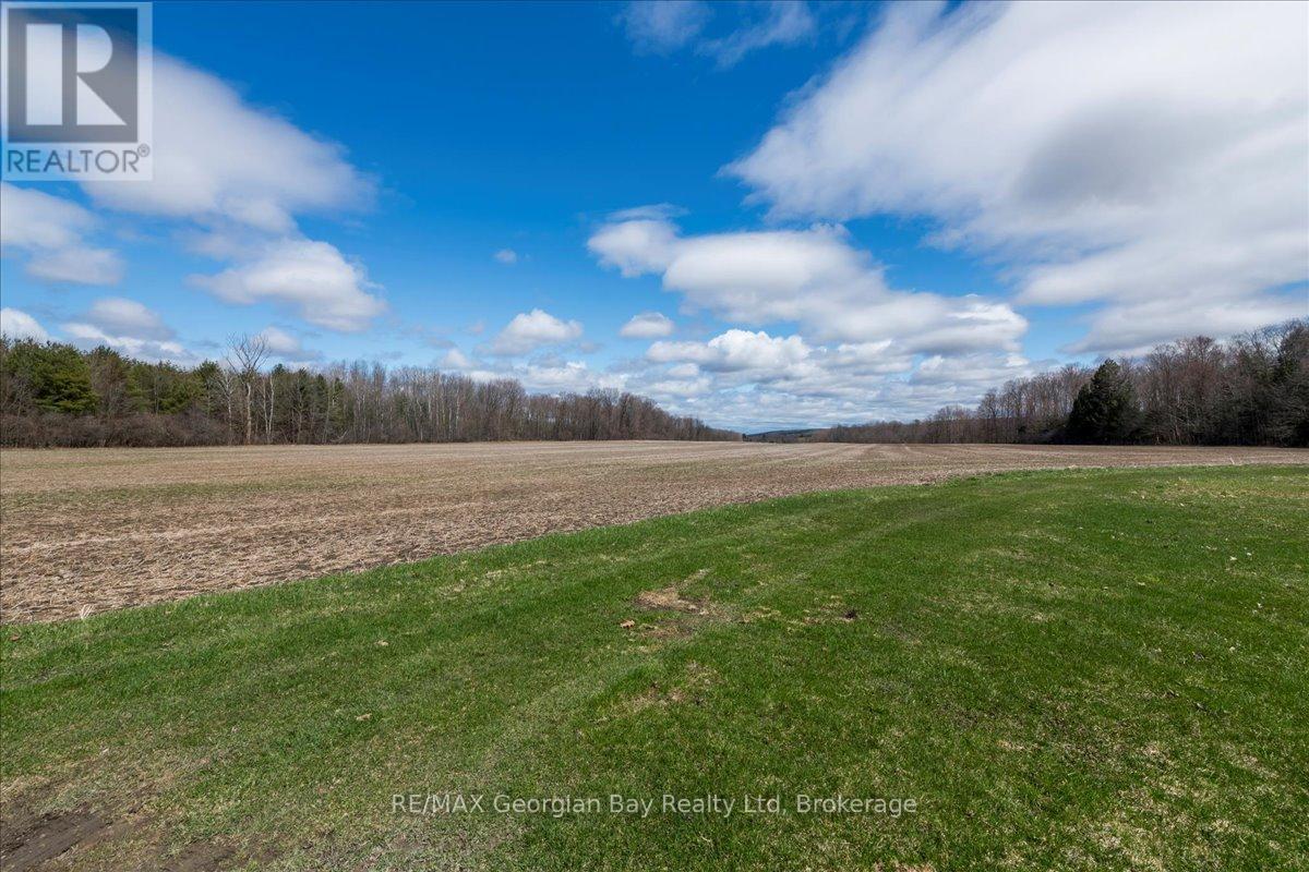 579 Marshall Road, Tiny, Ontario  L4R 0E3 - Photo 24 - S12105525