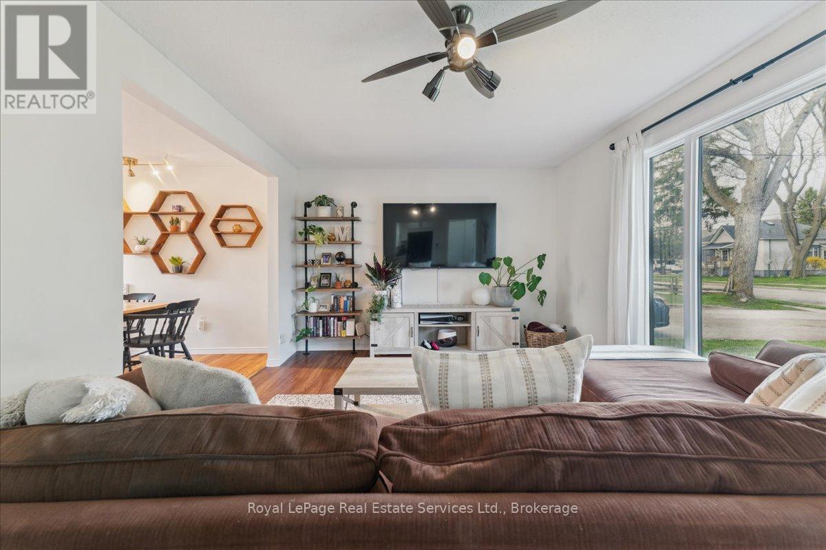 160 Home Street, Stratford, Ontario  N5A 2A1 - Photo 2 - X12129560