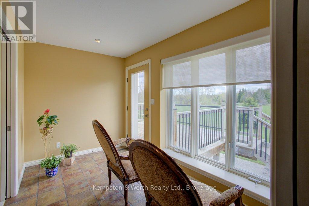 112 Old Bridge Road S, West Grey, Ontario  N4N 3B8 - Photo 14 - X12129544