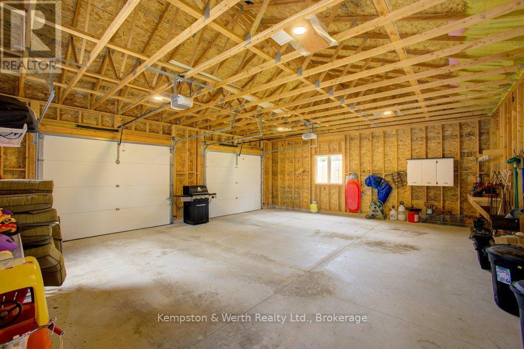 112 Old Bridge Road S, West Grey, Ontario  N4N 3B8 - Photo 27 - X12129544