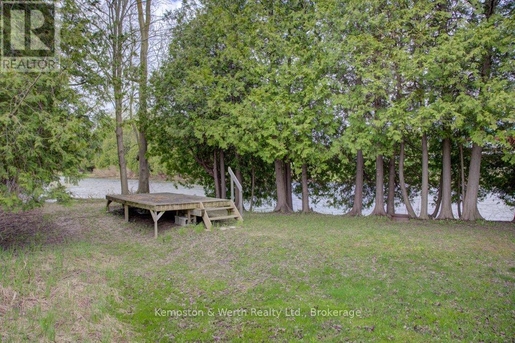 112 Old Bridge Road S, West Grey, Ontario  N4N 3B8 - Photo 42 - X12129544