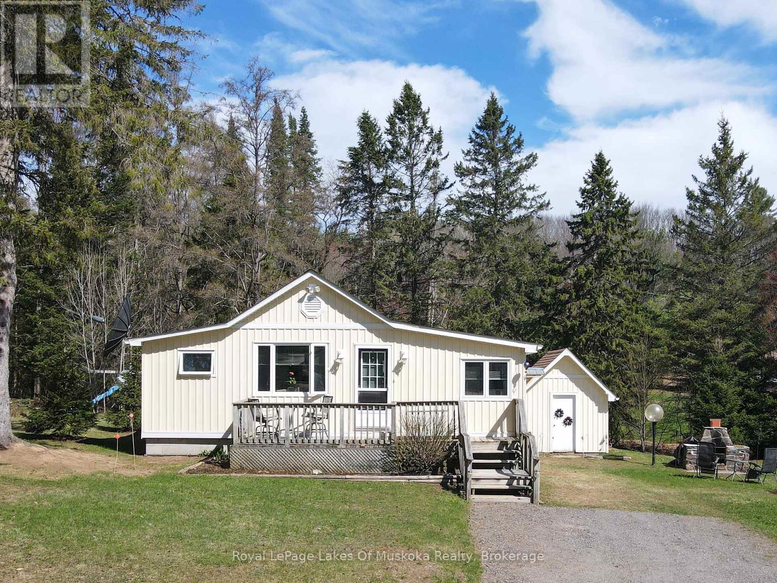 944 Stephenson 1 Road E, Huntsville, Ontario P0B 1L0 - Photo 24 - X12129558