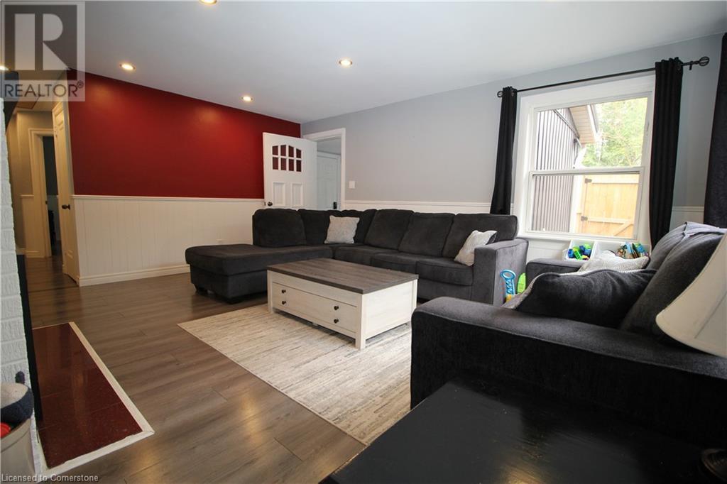 Property at 258 NORFOLK Avenue image 5