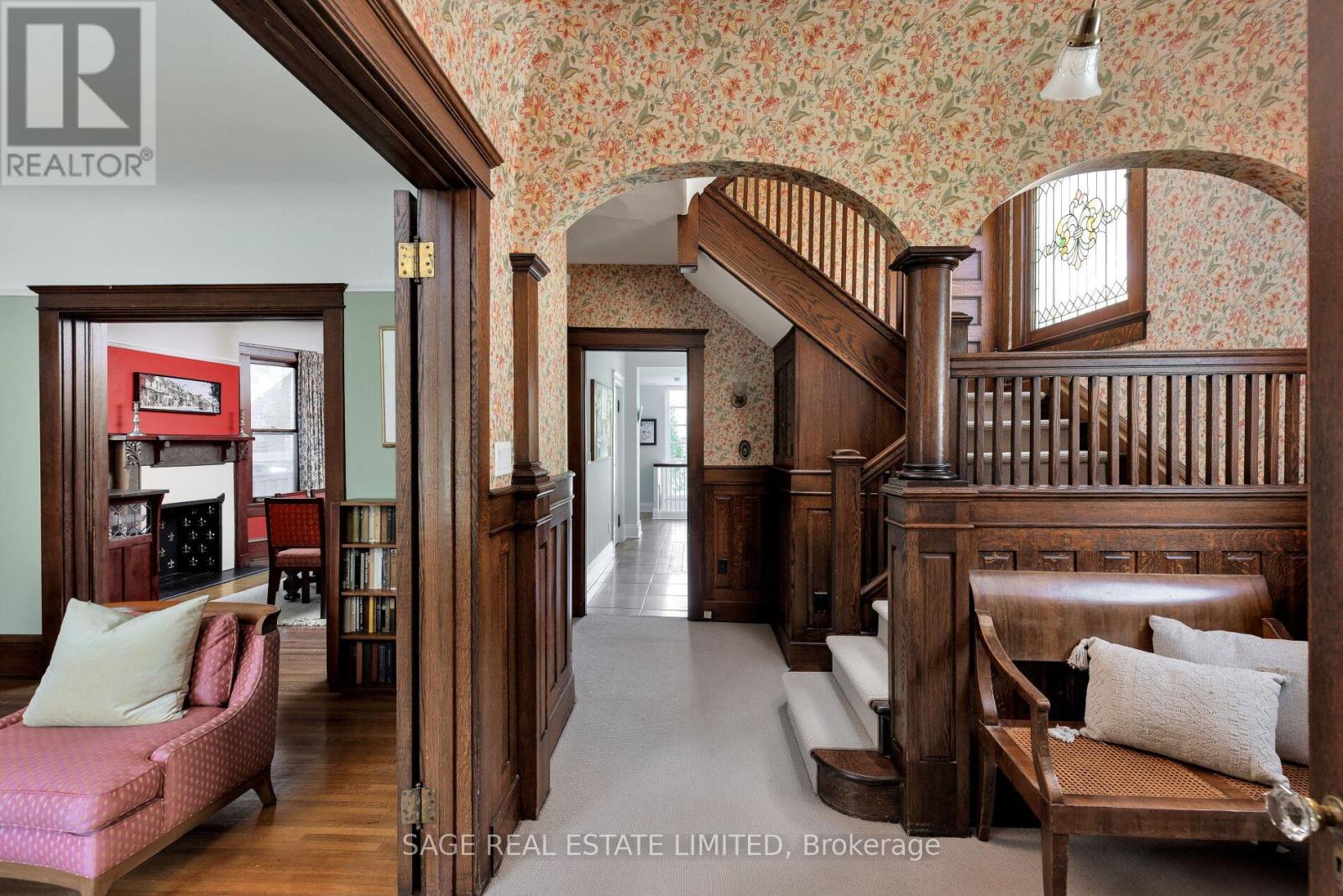 Property at 364 PALMERSTON BOULEVARD image 5
