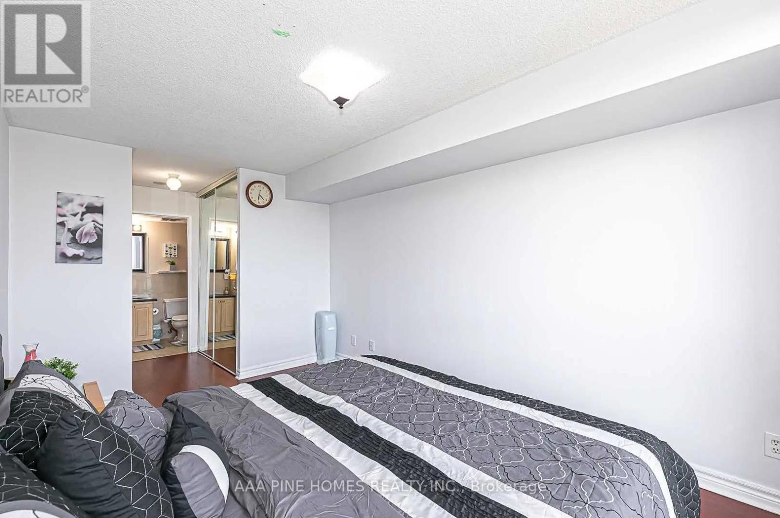 1111 - 2550 Lawrence Avenue E, Toronto, Ontario  M1P 4Z3 - Photo 30 - E12129528