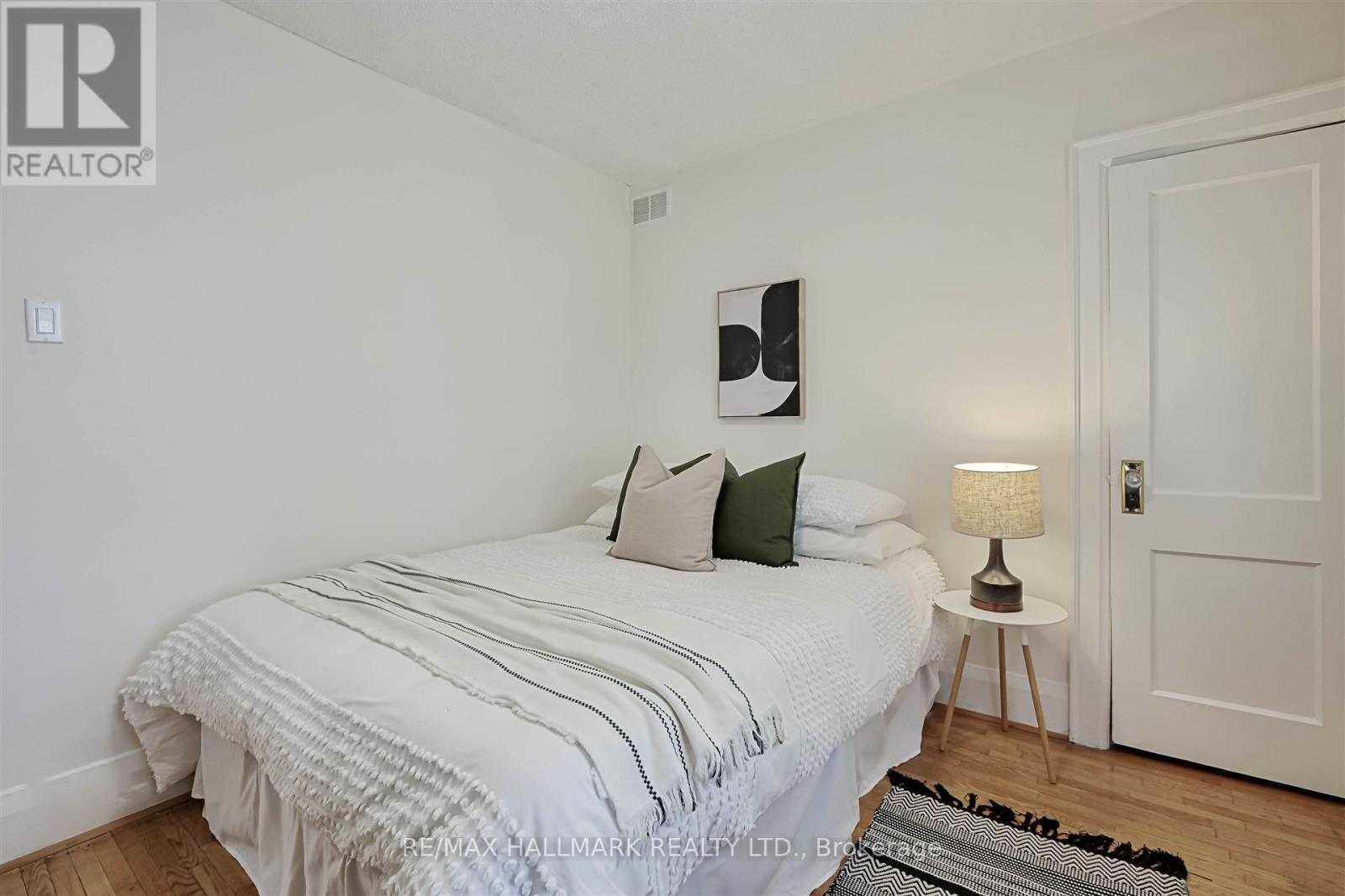 60 Maybourne Avenue, Toronto (Clairlea-Birchmount), Ontario  M1L 2V9 - Photo 25 - E12129564