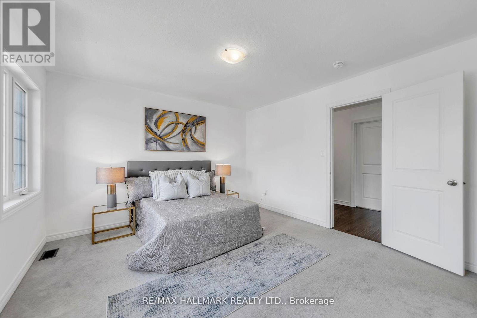 284 King Road, Richmond Hill, Ontario  L4E 1H3 - Photo 18 - N12129555